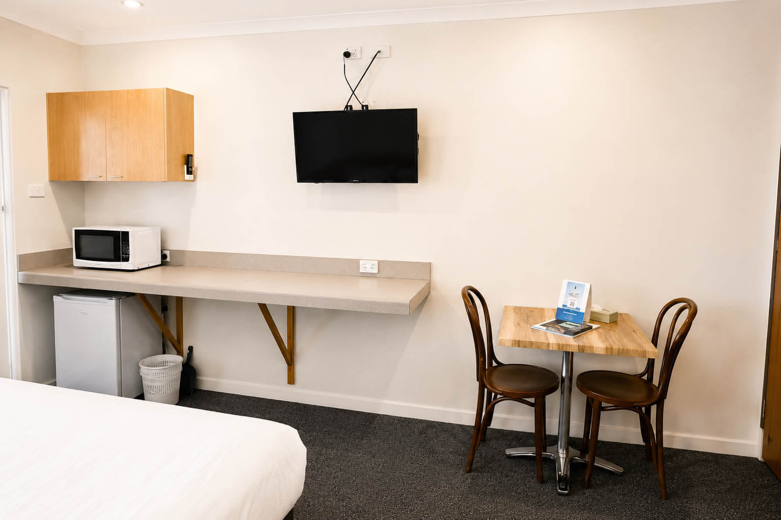The Busselton Motel TV The Busselton Motel TV
